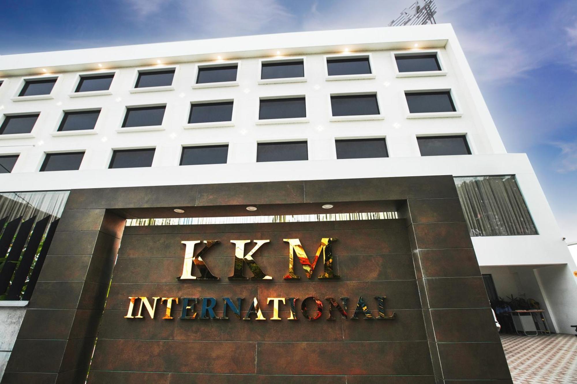 Kkm International 호텔 트리반드룸 외부 사진